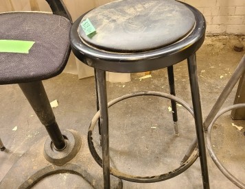 Uline Stool